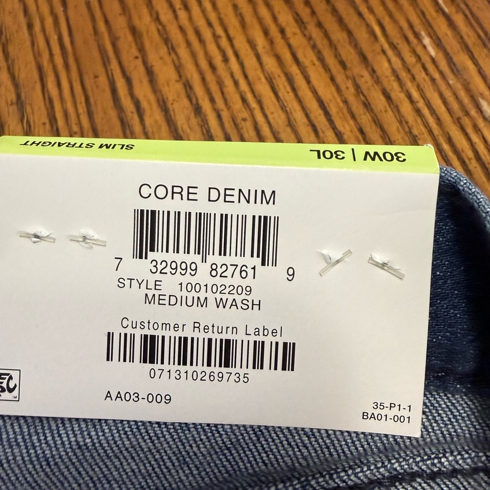 MENS INC Slim Straight Leg Comfort Stretch Jeans. NWT . Size 30”/30”. - Picture 5 of 6